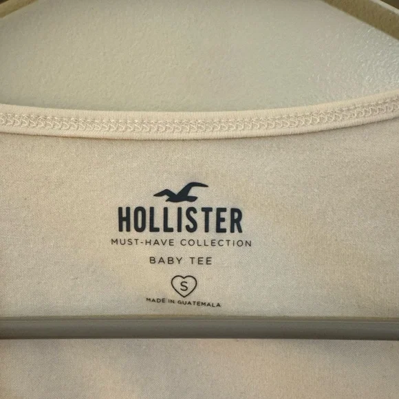 Hollister Cream Baby Tee - Picture 3 of 4